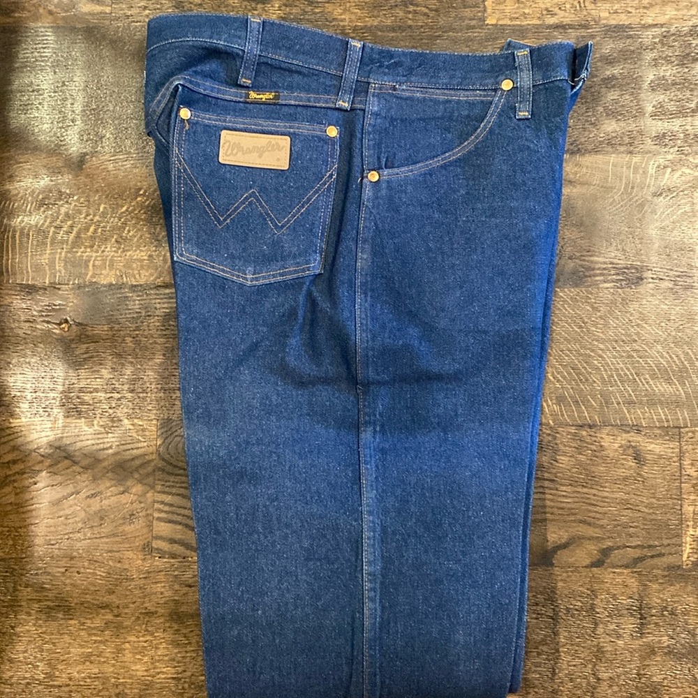 Men’s Wrangler jeans